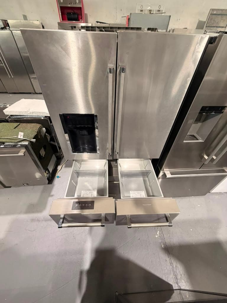 Middle soft-close drawers of the actual KitchenAid refrigerator