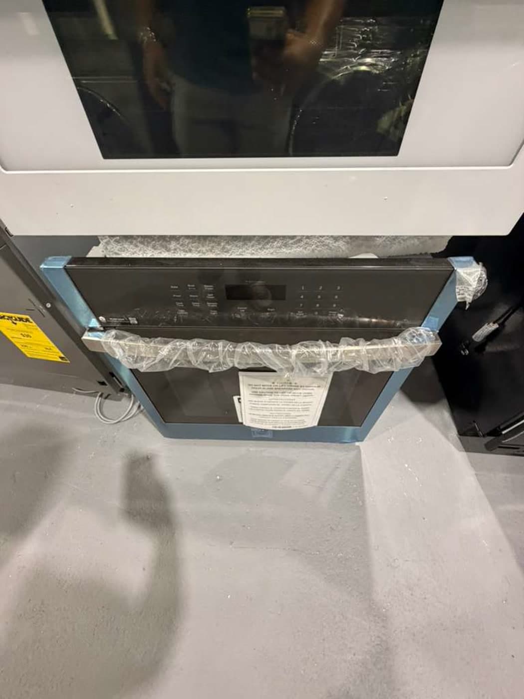 Actual ge profile 27-inch wall oven photographed in Oakland Park — view 3