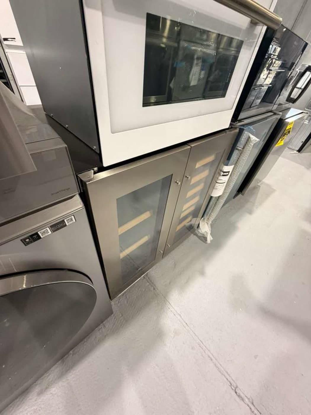 Actual xo 30-inch beverage center photographed in Oakland Park — view 1