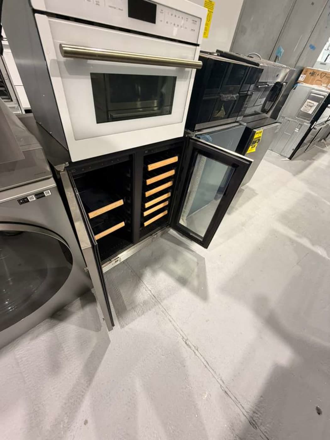 Actual xo 30-inch beverage center photographed in Oakland Park — view 4