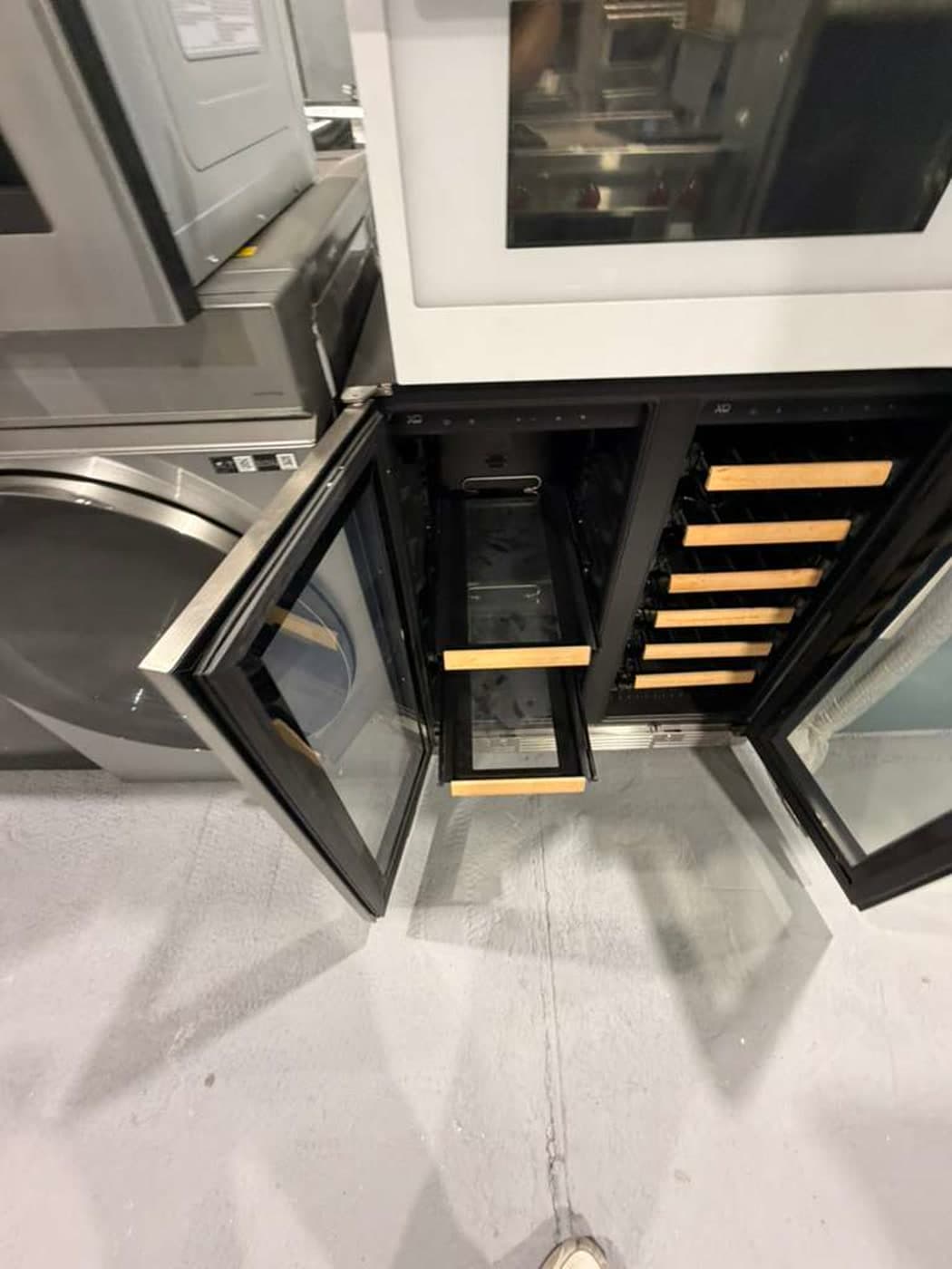 Actual xo 30-inch beverage center photographed in Oakland Park — view 5