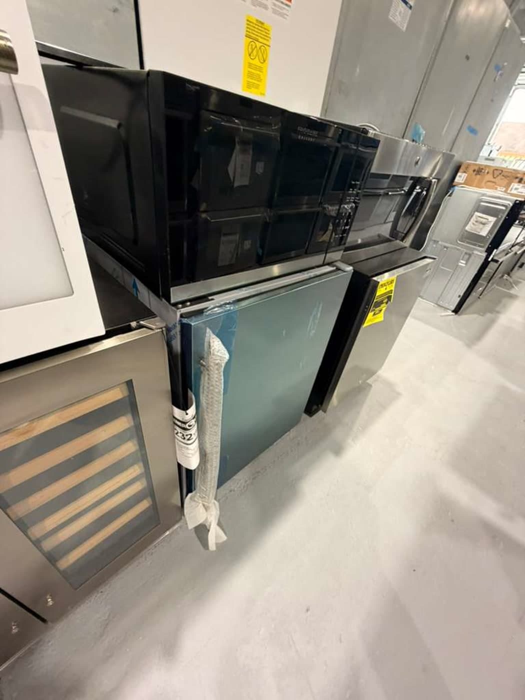 Actual u-line 24-inch convertible freezer photographed in Oakland Park — view 2