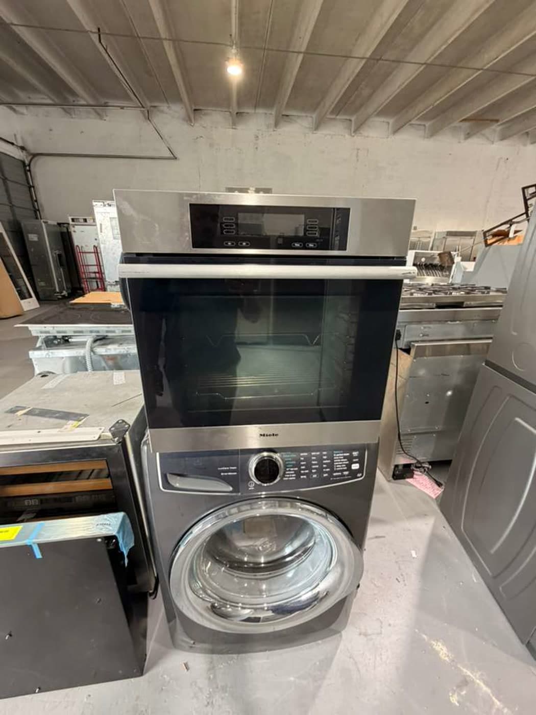Actual miele 24-inch wall oven photographed in Oakland Park — view 1