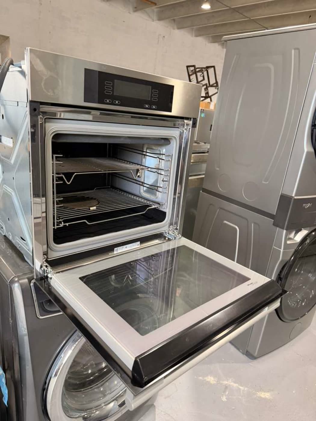 Actual miele 24-inch wall oven photographed in Oakland Park — view 3