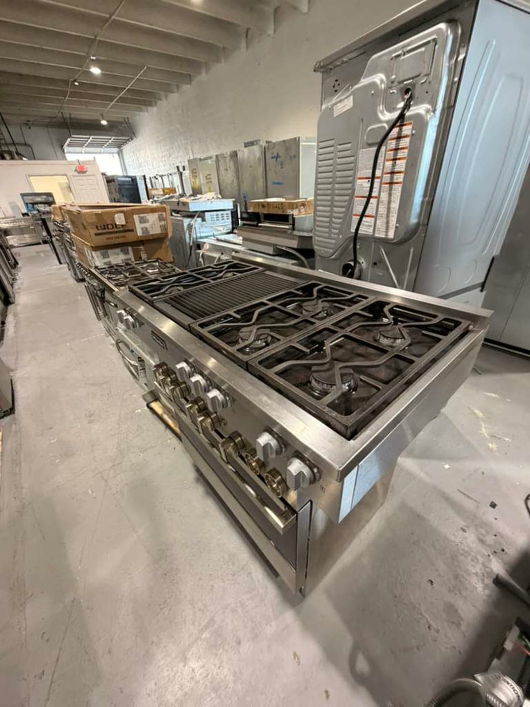 Actual miele 48-inch dual-fuel range photographed in Oakland Park — view 3