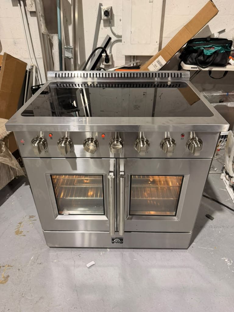 Actual forno 36-inch electric french-door range photographed in Oakland Park